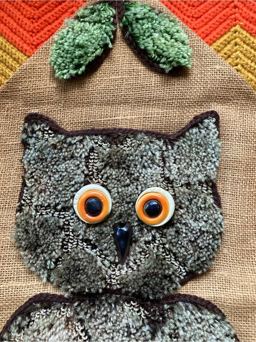 Vintage groovy 70s owl latch-hook rug tapestry wall hanging